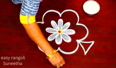 New Trendy Flower Pot Rangoli Designs