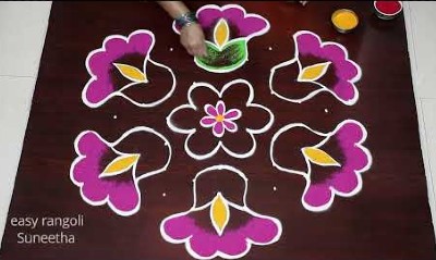 New Flower VAse Rangoli Designs  With 11 Dots